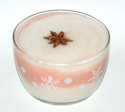 Foaming peppermint mint sugar scrub recipe for DIY holiday gifts and natural winter skin care.