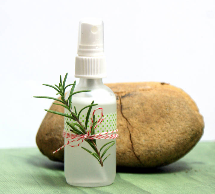 Deodorizing Holiday Room Spray Recipe with Natural Essential Oils