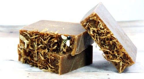 Green Tea & Turmeric Soap Recipe for Natural Anti-Aging Skin Care