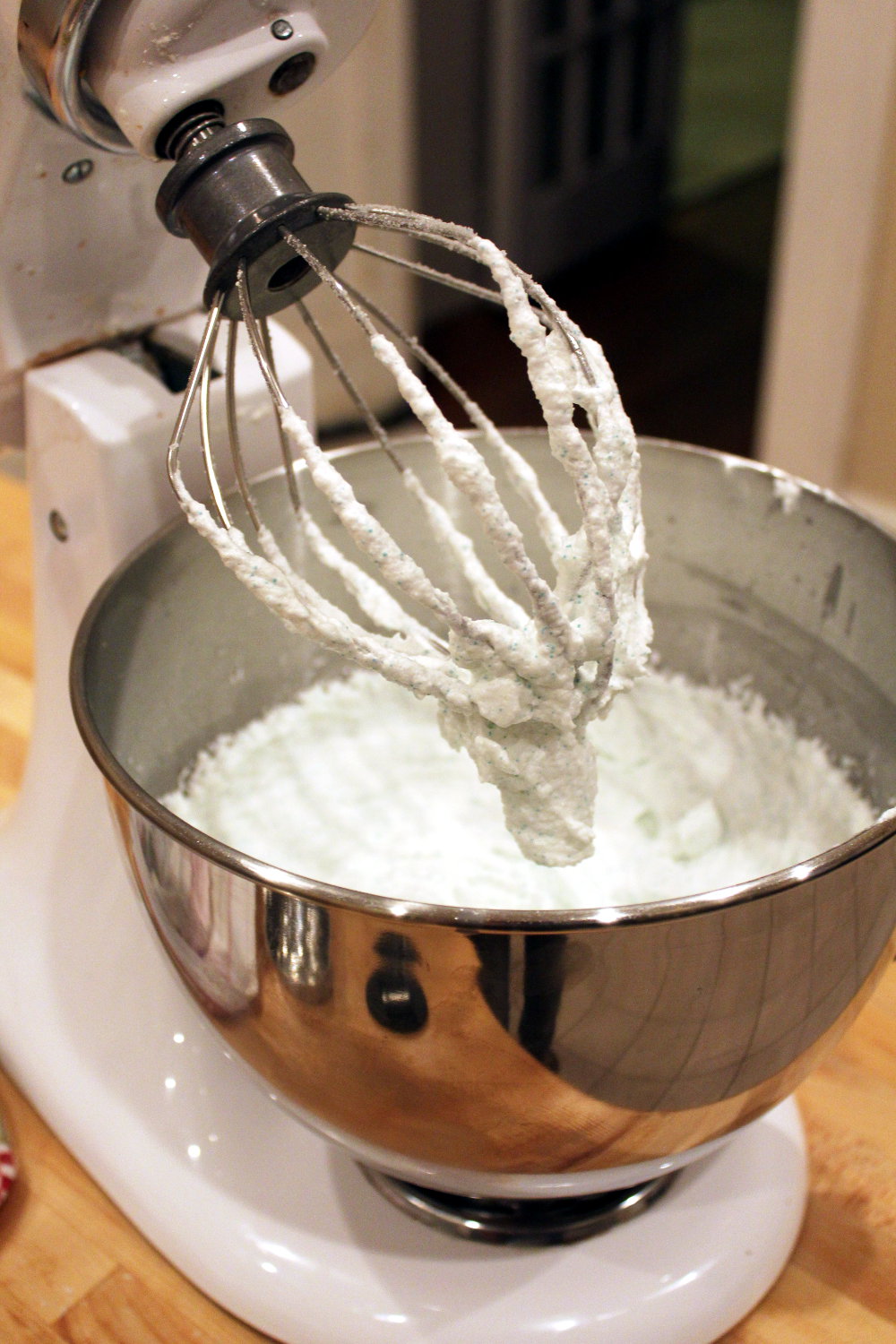 Whipped Body Butter Soufflé and Whipped Sugar Scrub Recipes