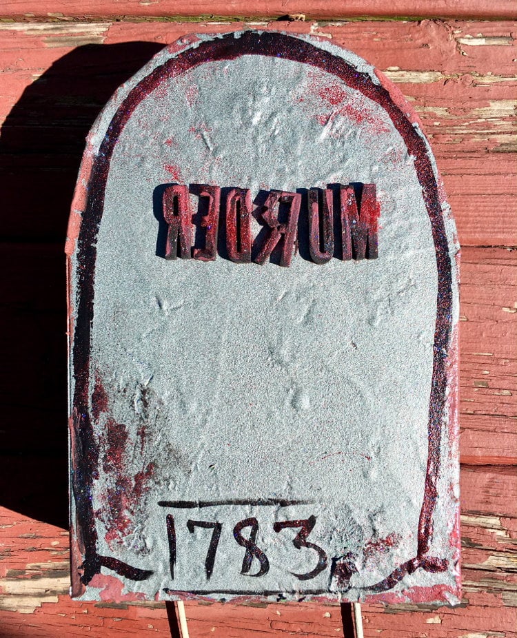 DIY Halloween Tombstones from Upcycled Cereal Boxes