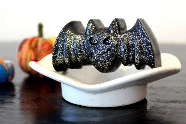 How To Make Soap - Holographic Glitter Black Bat Poop Soap