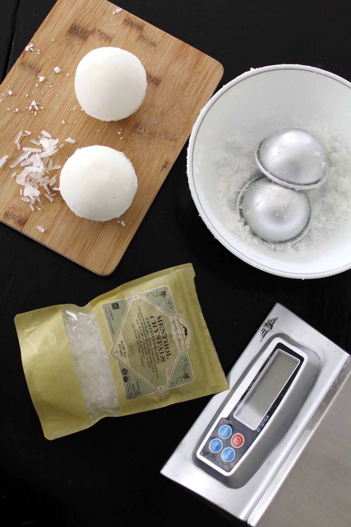 diy-shower-steamers-recipe-with-menthol-crystals