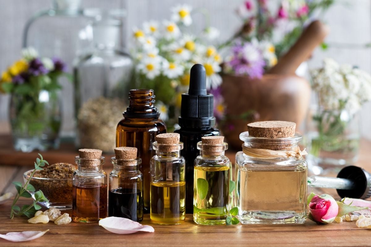 organic essential oil perfume