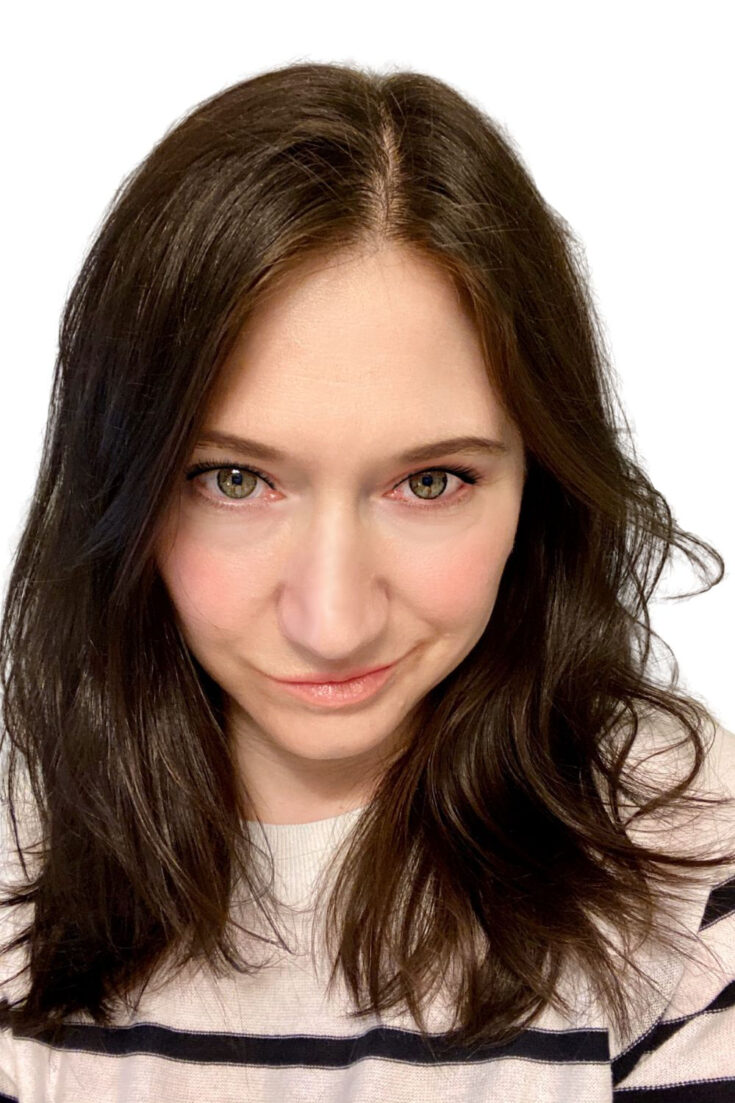 What to Expect from a Henna Hair Treatment & Benefits of Henna for Hair