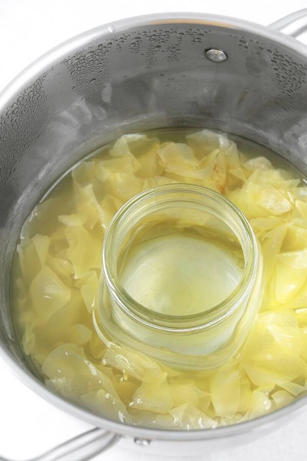 making rose water with fresh rose petals