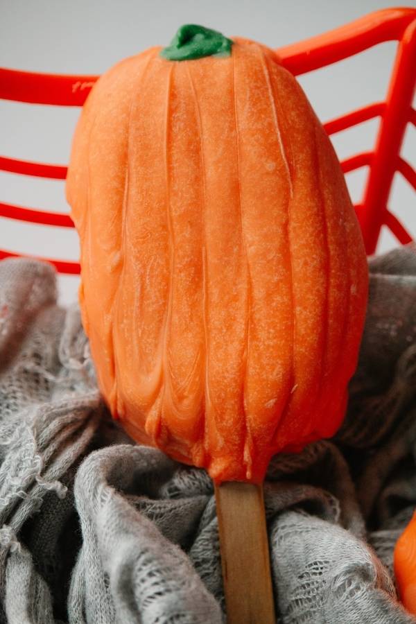 halloween pumpkin snack cakes
